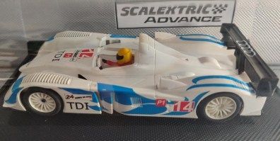 AV AUDI R10